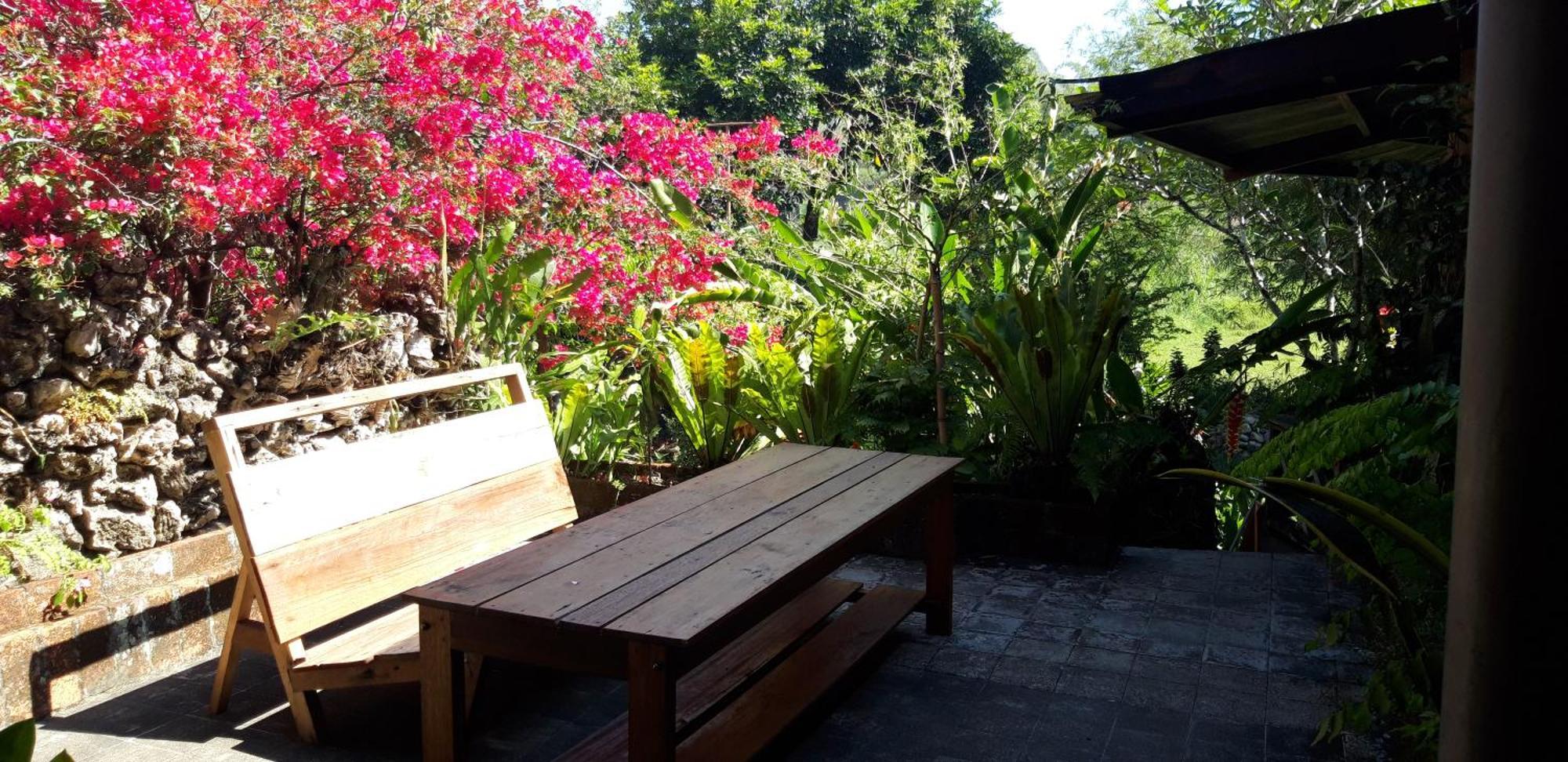 Pias Poppies Hotel Rantepao Exterior foto